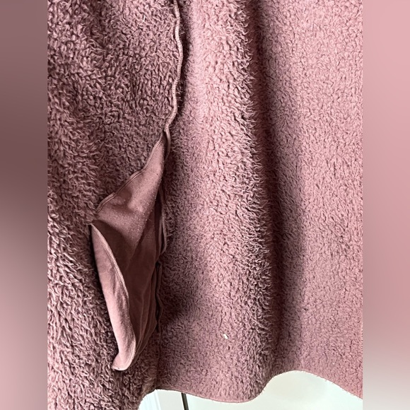 PINK Victoria’s Secret Sherpa Teddy Bear Hooded Jacket. Sz is XS - Picture 10 of 10